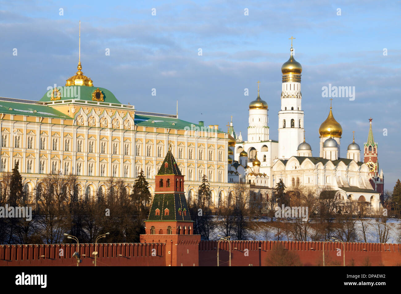 Moskauer Kreml mit Iwan der große Glockenturm und große Kremlpalast Stockfoto