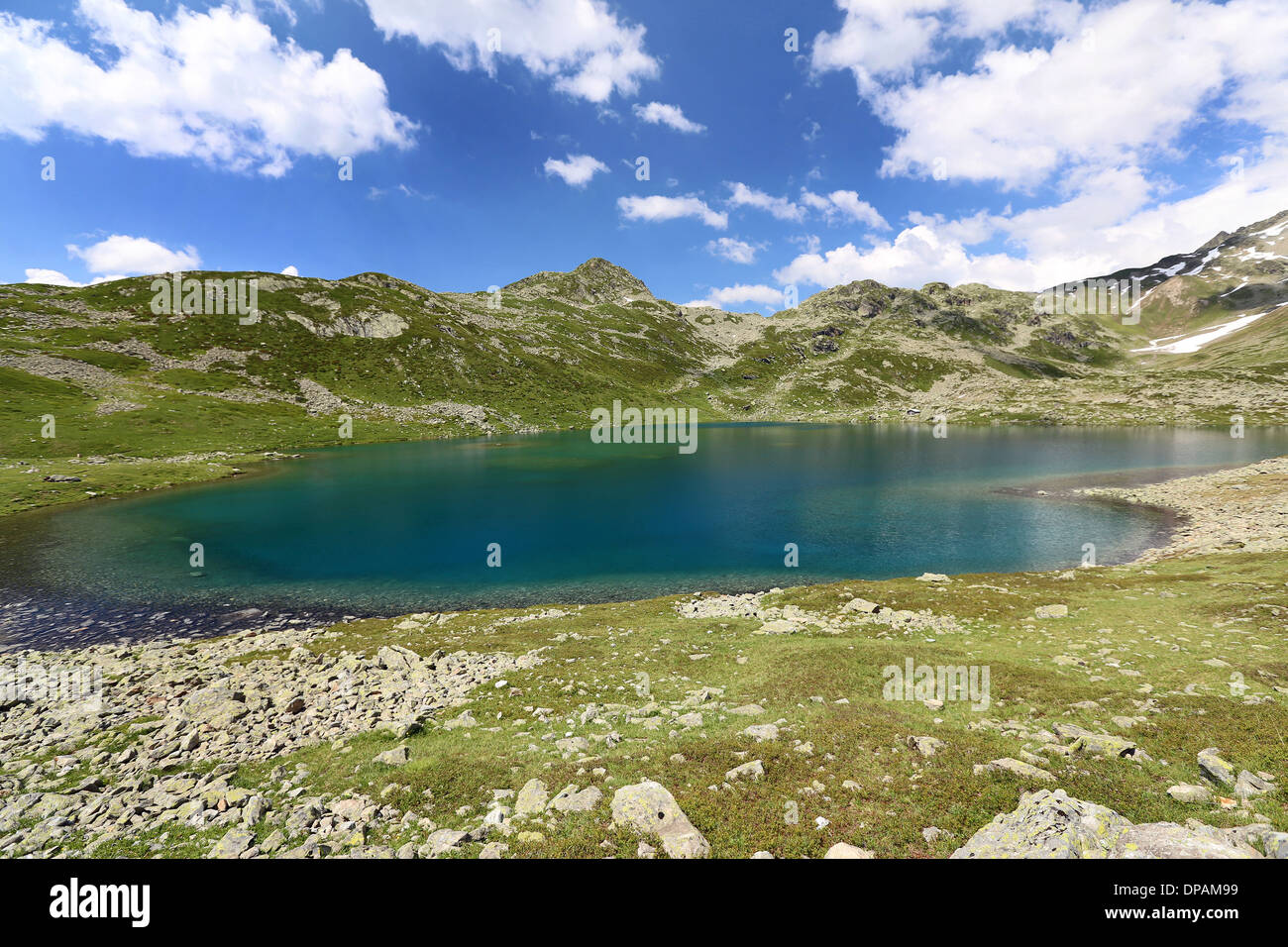 Die Jovet-Seen. Die alpine Landschaft von Les Contamines-Montjoie. Mont-Blanc Gegend. Französische Alpen. Europa. Stockfoto