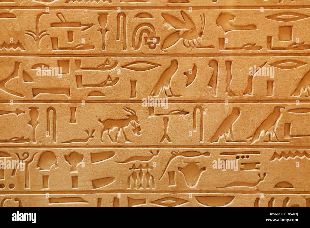 Eine alte ägyptische bildhaft schreiben auf einem Sandstein Stockfoto