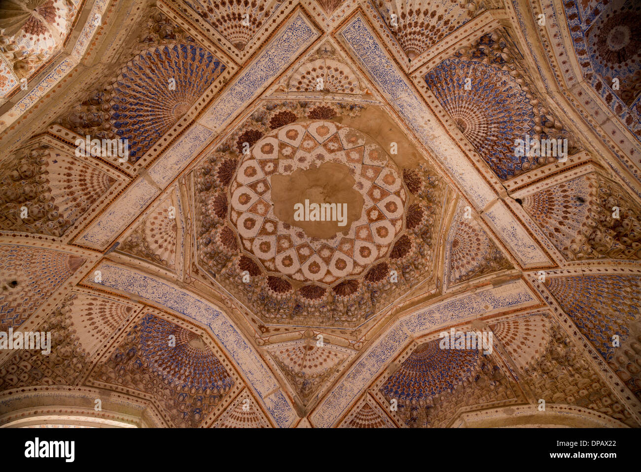 Detail der bemalten Innere des Mausoleums von Gawhar Shad, Herat, Afghanistan Stockfoto