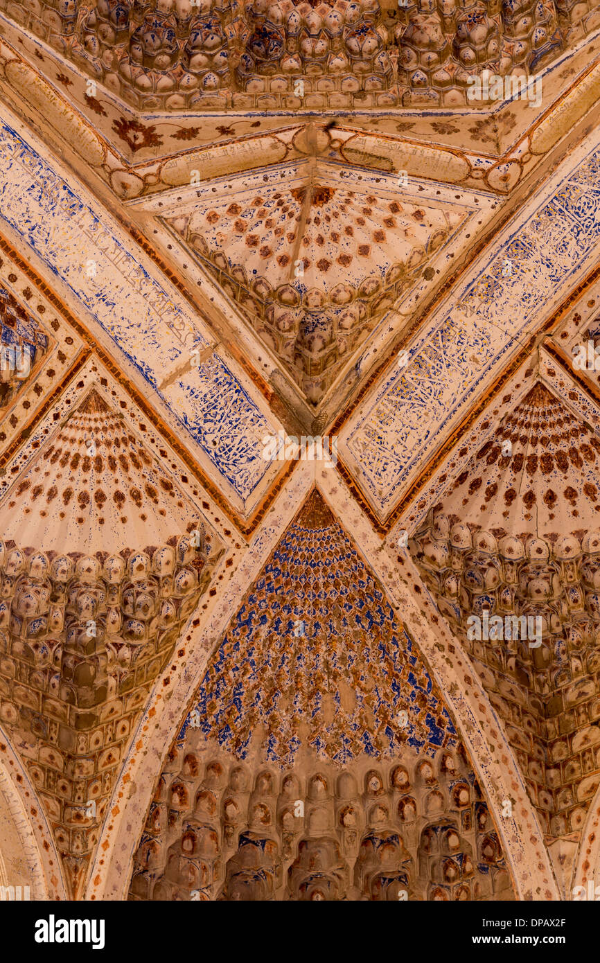 Detail der bemalten Innere des Mausoleums von Gawhar Shad, Herat, Afghanistan Stockfoto