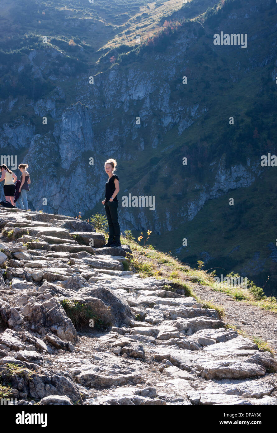 Hinterleuchtete Wanderer in der hohen Tatra, Zakopane, Polen, Europa Stockfoto