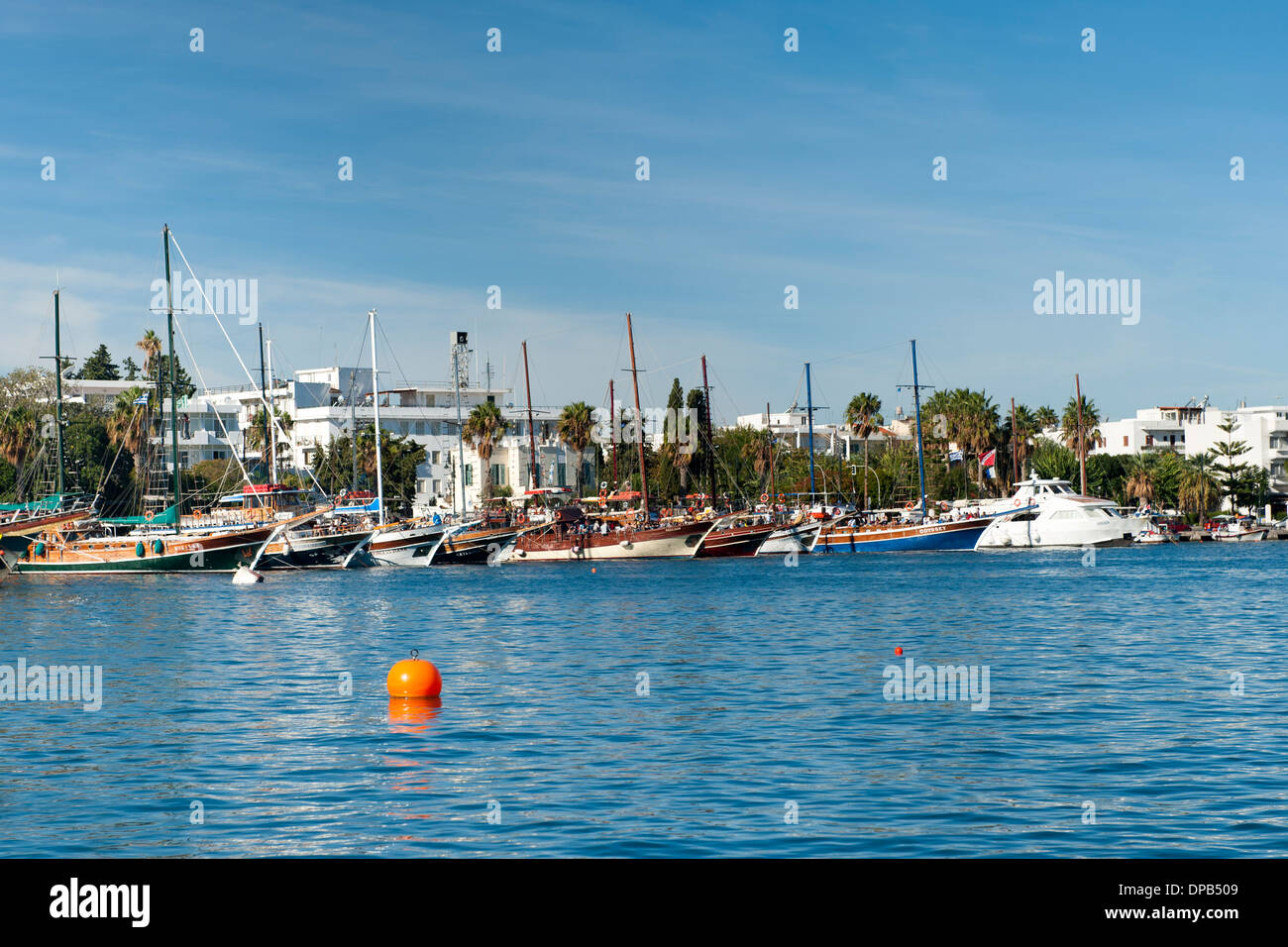 Boote in der Marina auf der griechischen Insel Kos. Stockfoto