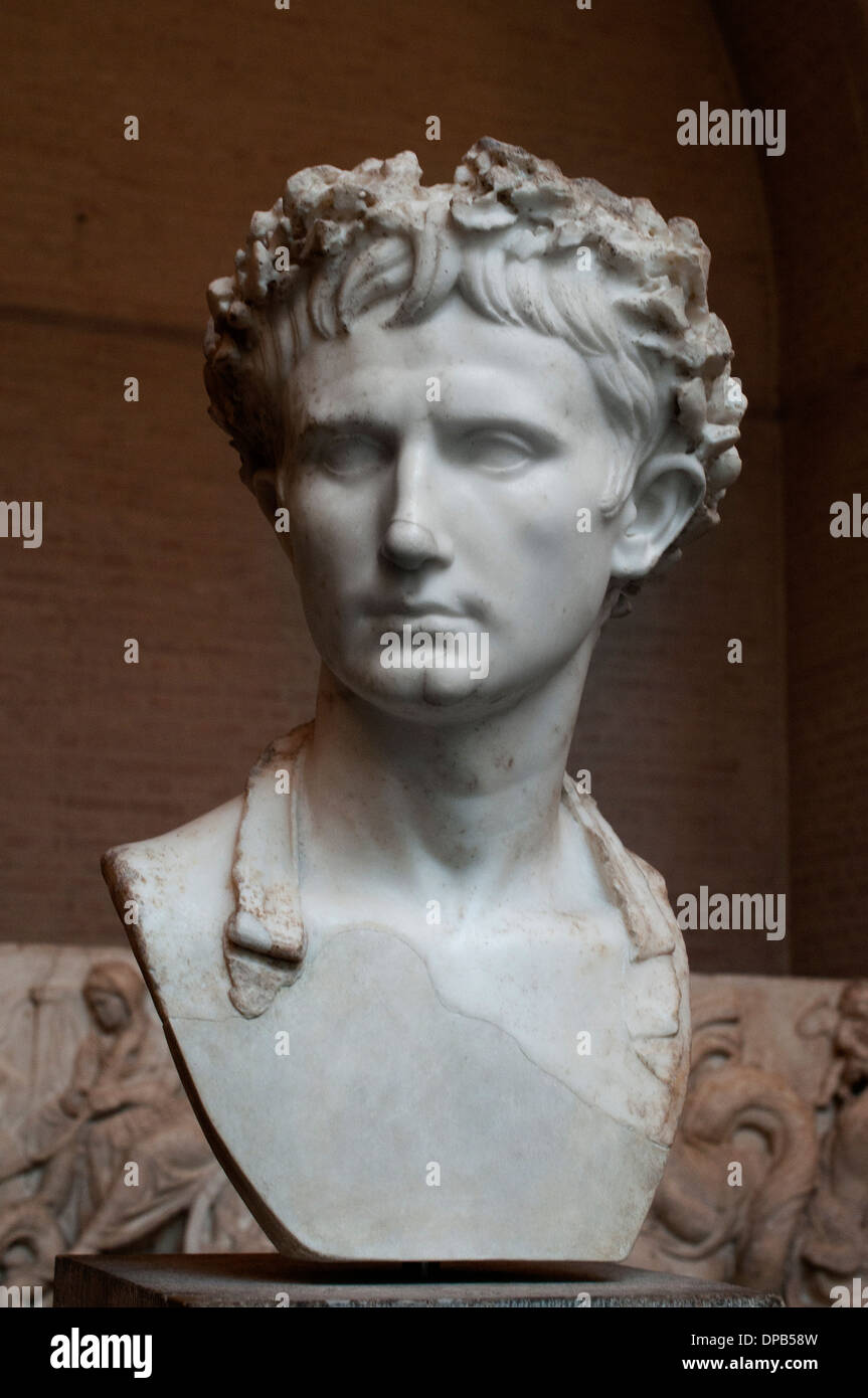 Kaiser Caesar Augustus mit der Civic Krähe 45-50 Roman Rom (genannt Augustus Bevilacqua) Stockfoto