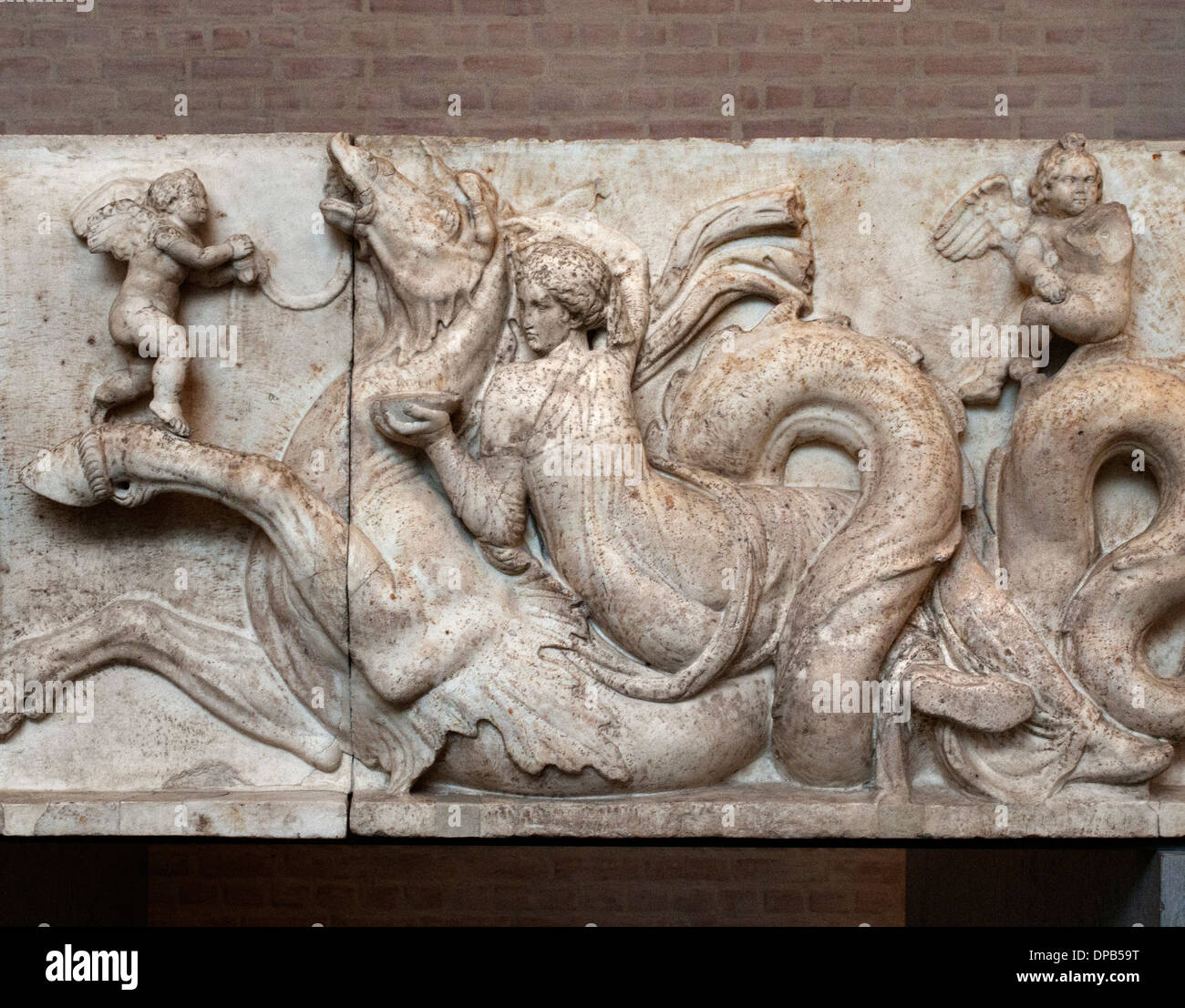Altar Domitius Ahenobarbus oder Statue Base von Marcus Antonius Meer Unterbewusstseins Hochzeit Poseidon Amphitrite 2 Jahrhundert BC griechische römische Stockfoto