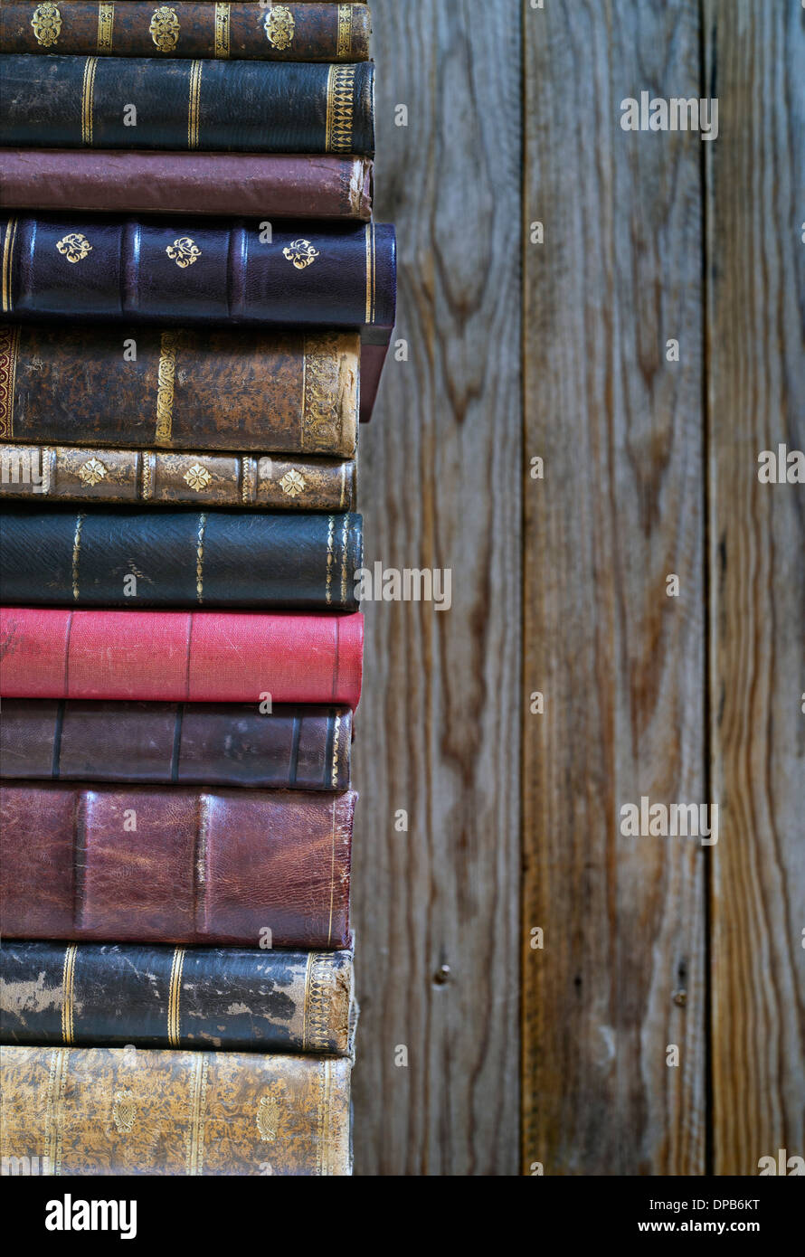 Stapeln von alten Büchern, Textfreiraum für Ihren text Stockfoto
