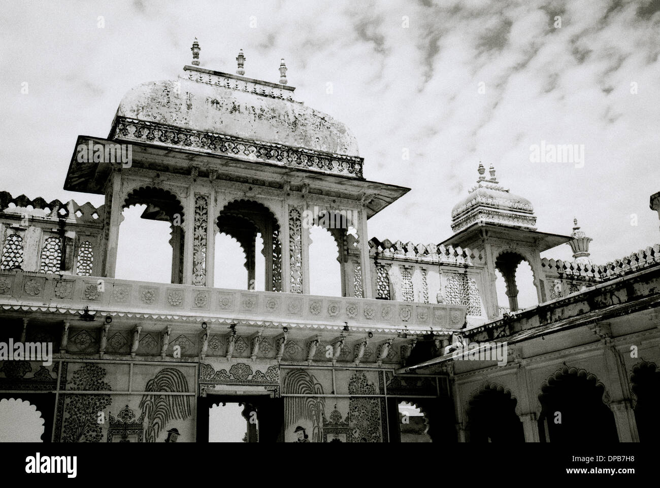 Der City Palace in Udaipur in Rajasthan in Indien in Südasien. Architektur Geschichte historische Gebäude Kultur historisches Erbe Reisen Wanderlust Stockfoto