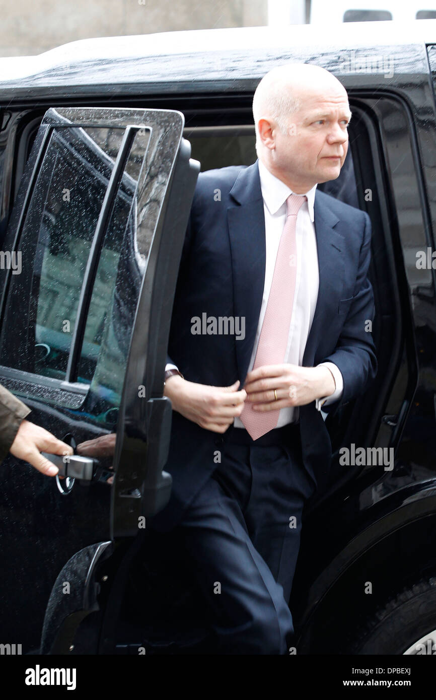 Außenminister William Hague ankommt, Royal United Services Institute (RUSI) vor seiner jährlichen Anti-Terror-Lebkuchen Stockfoto