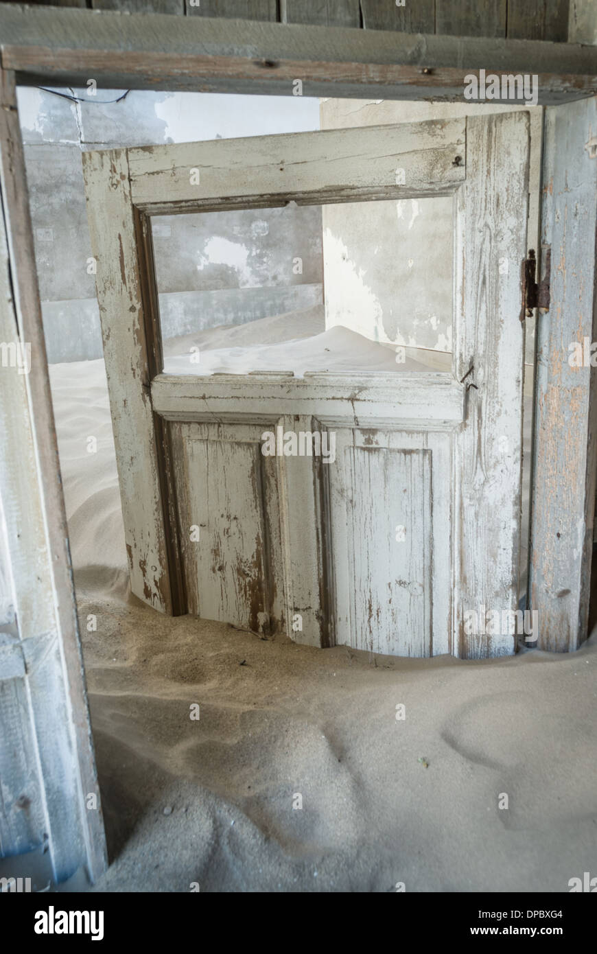 Verlassenes Haus von den alten Bergbau Stadt von Kolmanskoppe, Namibia, Afrika Stockfoto