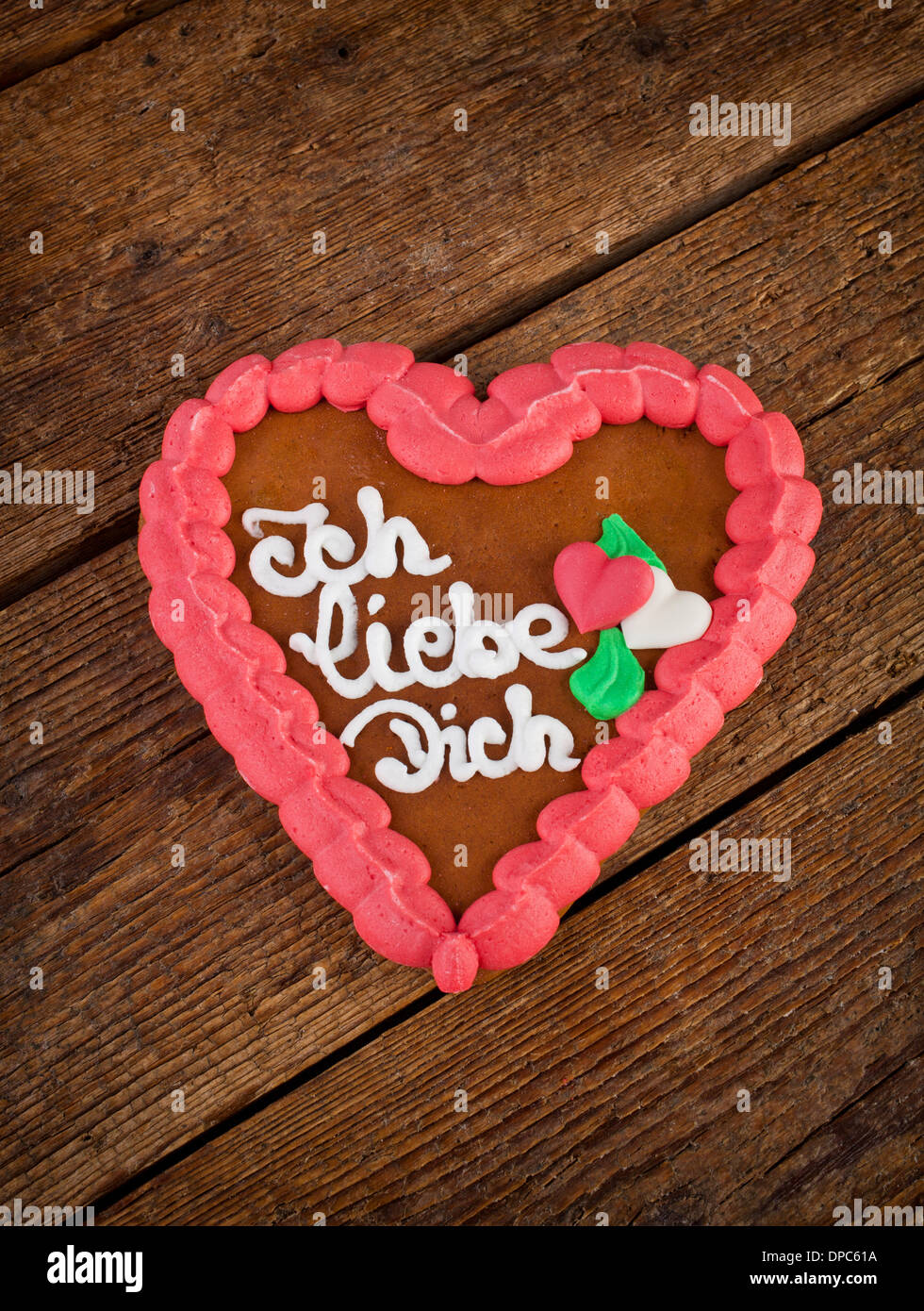 Lebkuchenherzen, Lebkuchen Herz, typisches Souvenir der deutschen Sprache. Stockfoto