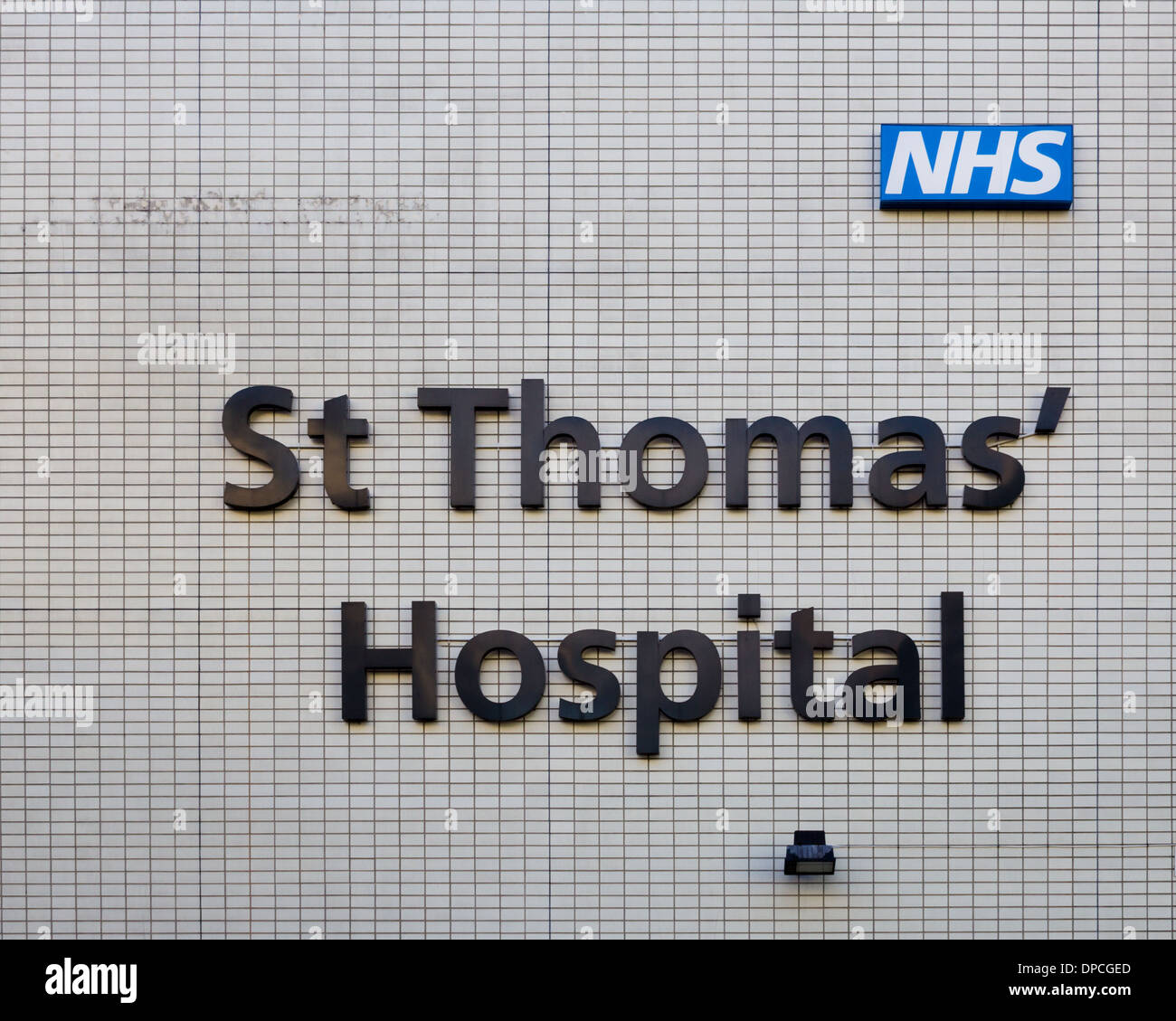 London, UK - 11h Januar 2013: eine Nahaufnahme, ein Zeichen für das St. Thomas Hospital in London Stockfoto