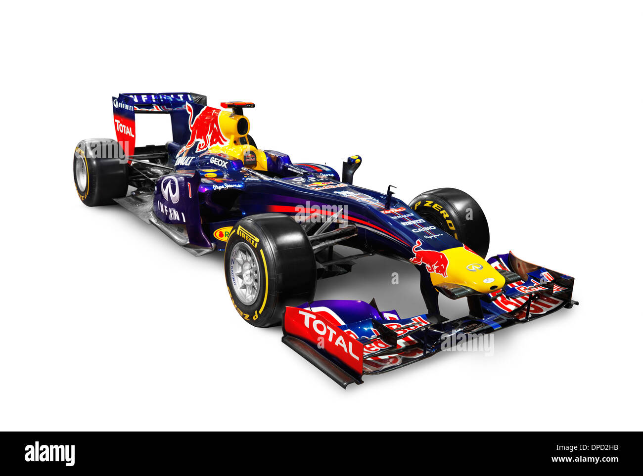 Infinity Red Bull Formel1 Rennwagen 2013 isoliert auf weißem Hintergrund mit Beschneidungspfad RB9 Stockfoto