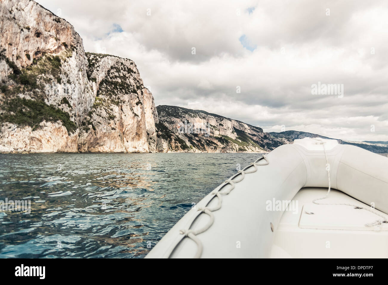Schlauchboot Bug, Golfo di Orosei, Sardinien, Italien Stockfoto