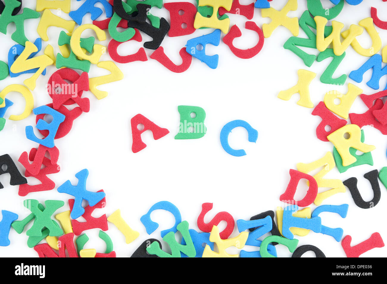 ABC mit bunten Moosgummi Buchstaben ausgeschrieben Stockfoto
