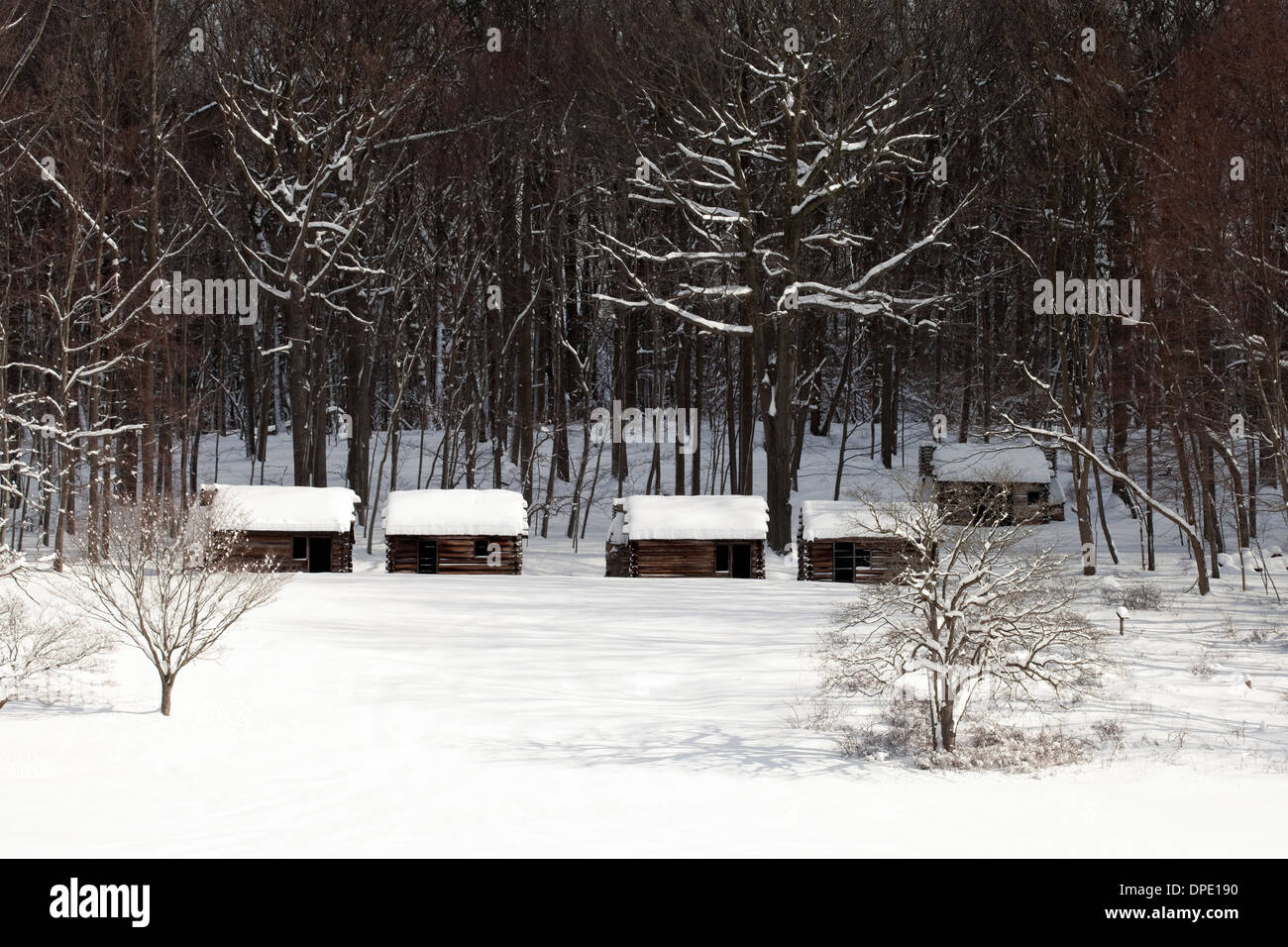 Soldat-Hütten im Winter, hohlen Jockey National Historical Park in Morristown, New Jersey Stockfoto
