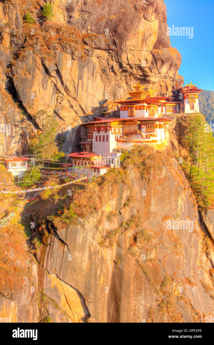 Die Tigers Nest Kloster Bhutan Himalaya-Gebirge, Paro-Tal. Taktshang Goemba. Thront 3.000 Fuß über dem Tal Stockfoto