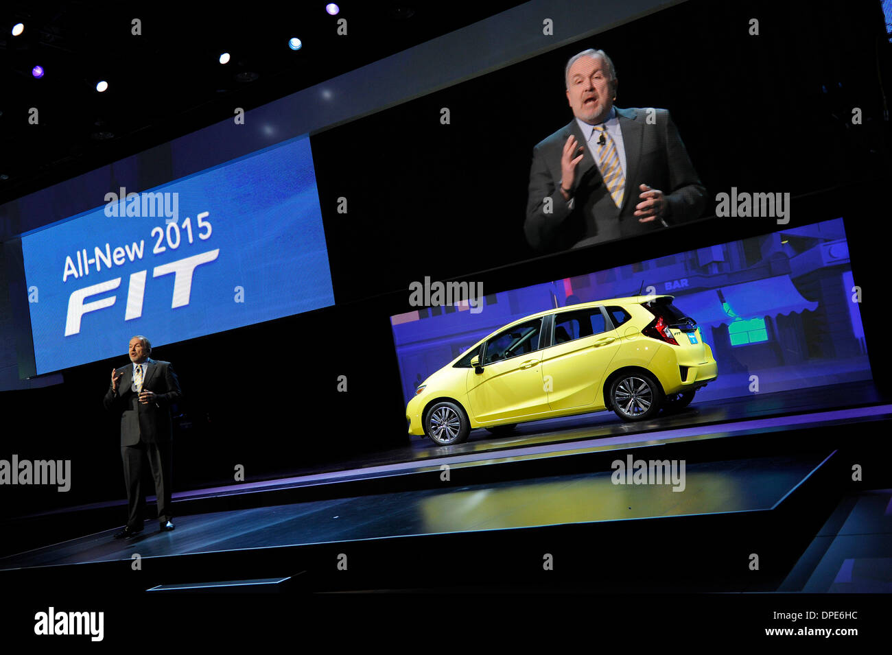 Detroit, USA. 13. Januar 2014. Die Honda 2015 FIT wird während der Pressevorschau von der 2014 North American International Auto Show (NAIAS) in Detroit, USA, 13. Januar 2014 vorgestellt. Bildnachweis: Zhang Jun/Xinhua/Alamy Live-Nachrichten Stockfoto