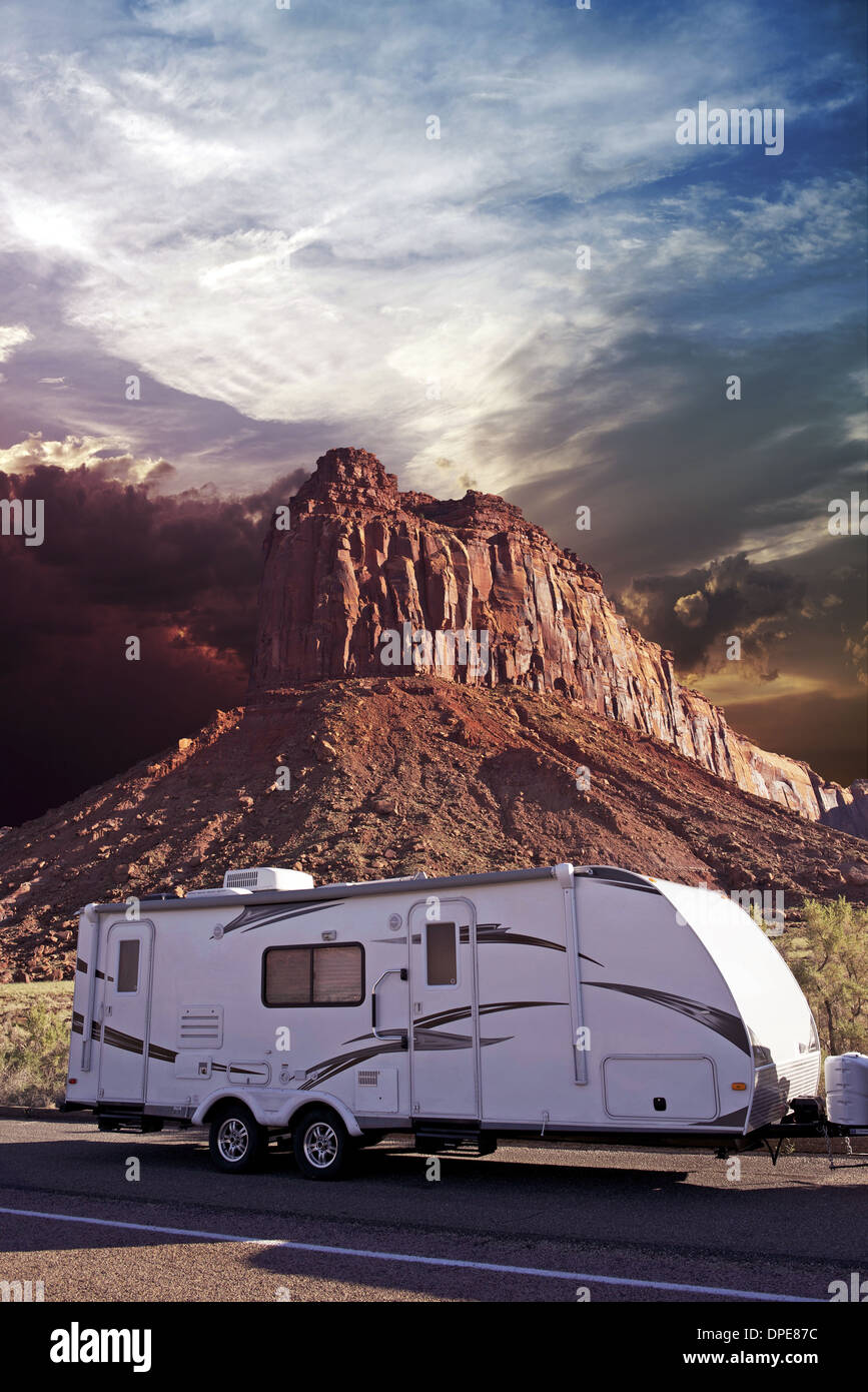 RV im Canyonlands, Utah, USA. Freizeit-Fahrzeug - Wohnwagen in Moab, Utah. Erholung-Foto-Sammlung. Stockfoto