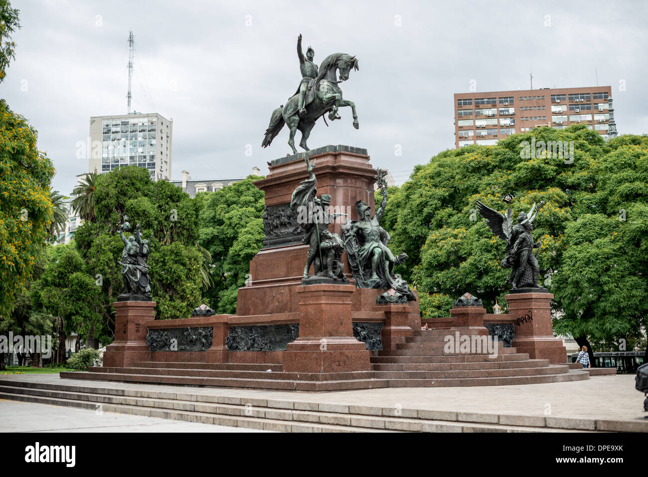 BUENOS AIRES, Argentinien José de San Martín Statue in der Plaza San