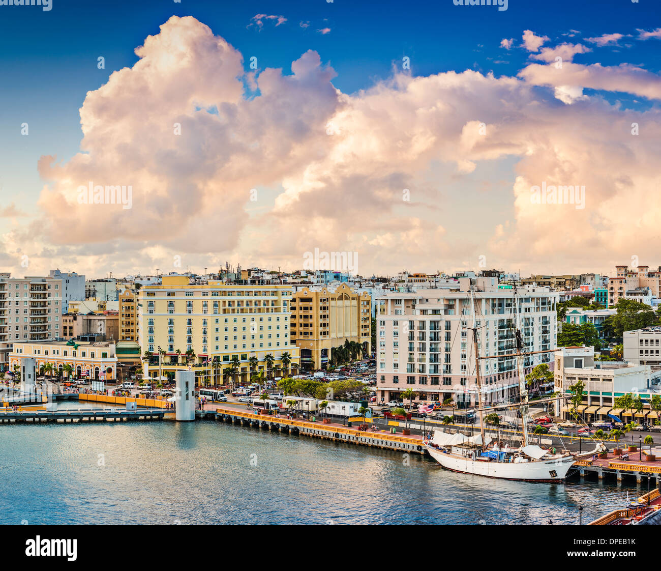 San Juan, Puerto Rico Old City-Skyline. Stockfoto