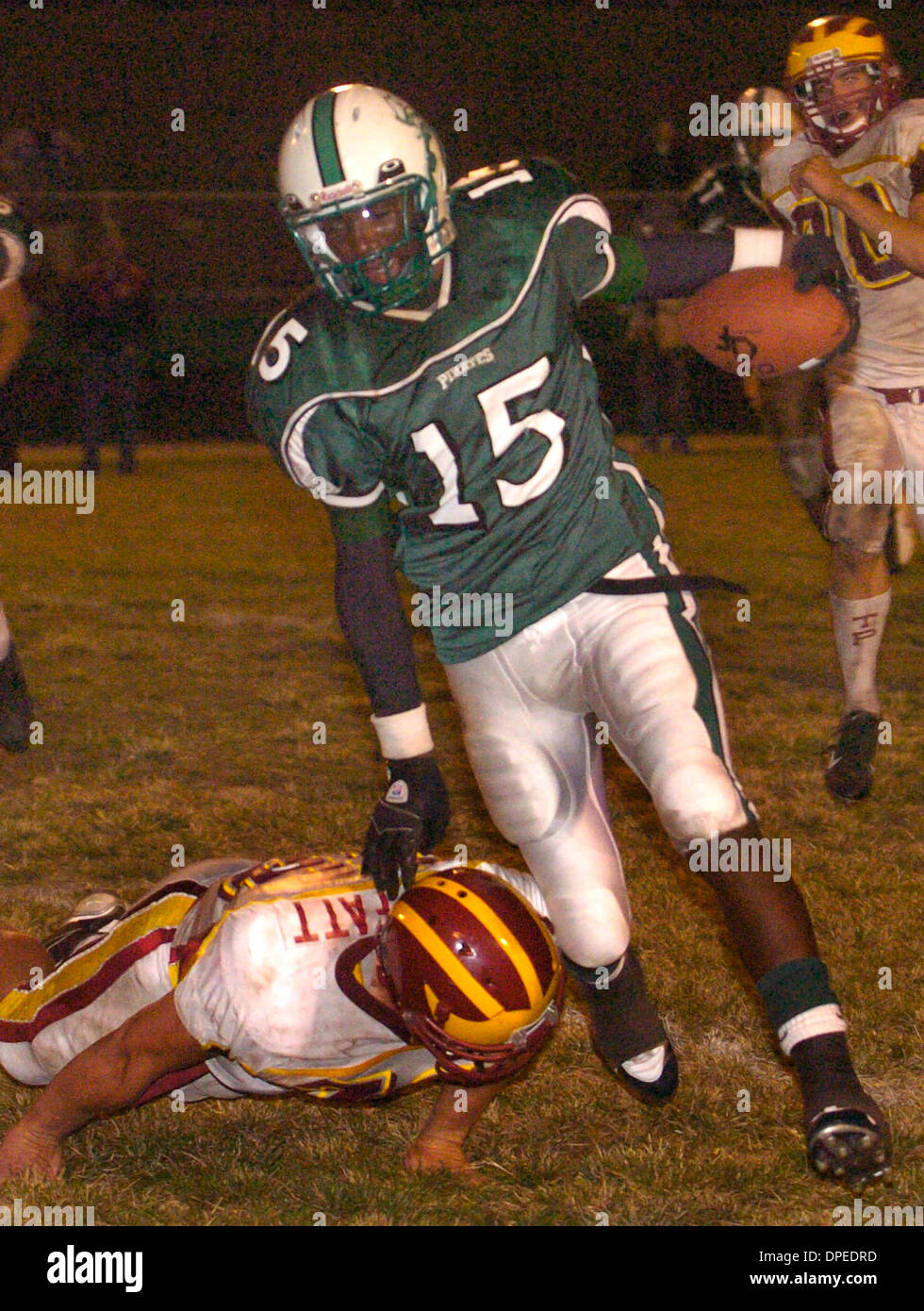 (veröffentlichte 07.10.2006, d-6) 6. Oktober 2006. Oceanside, Ca.USA, Oceanside High School Piratess #15-LAMONT Stockfoto