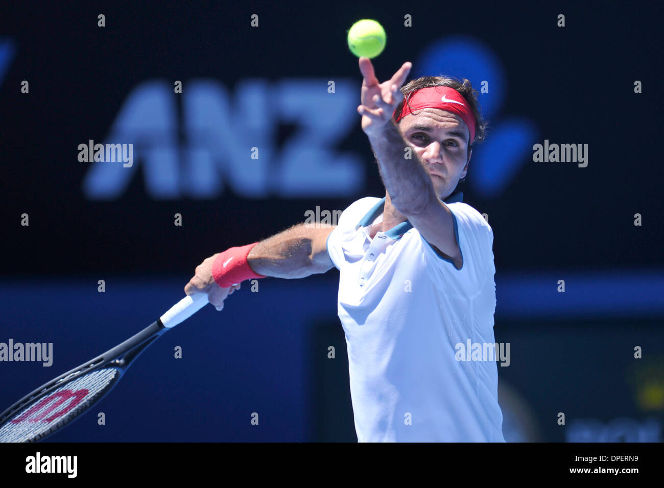 Melbourne, Australien. 14. Januar 2014. Roger Federer der Schweiz in Aktion am zweiten Tag der Australian Open aus Melbourne Park. Bildnachweis: Aktion Plus Sport/Alamy Live-Nachrichten Stockfoto