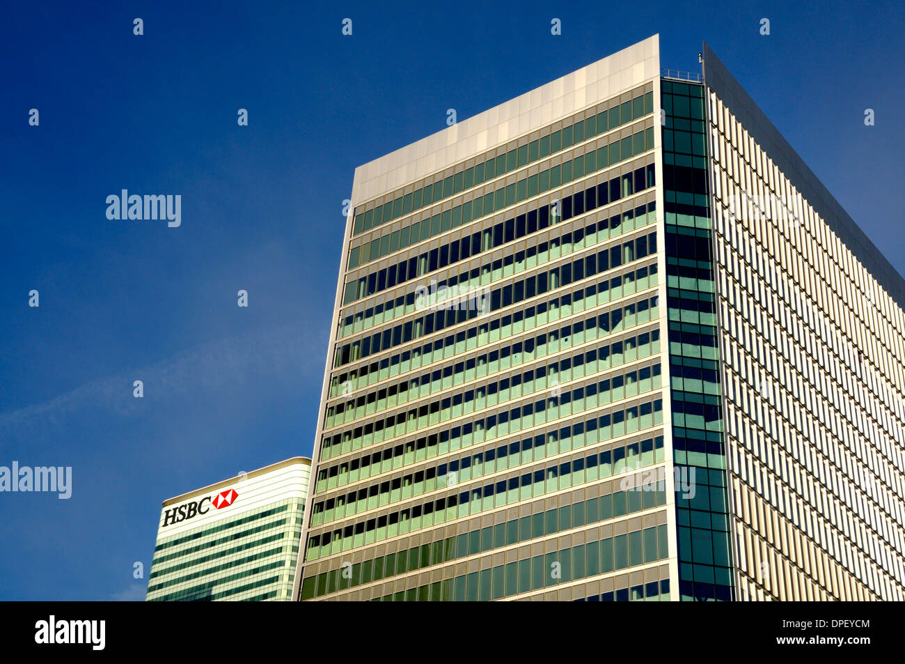 London, England, Vereinigtes Königreich. Docklands / Canary Wharf. Moderne Bürogebäude in Holz Wharf Stockfoto