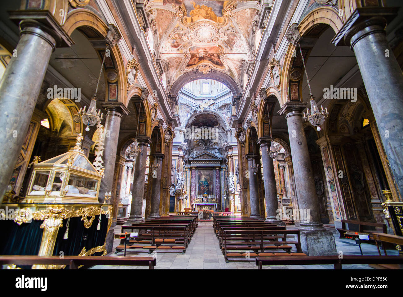 Innenraum der Kirche von San Matteo, (Chiesa di San Matteo), Palermo, Sizilien, Italien, Europa Stockfoto
