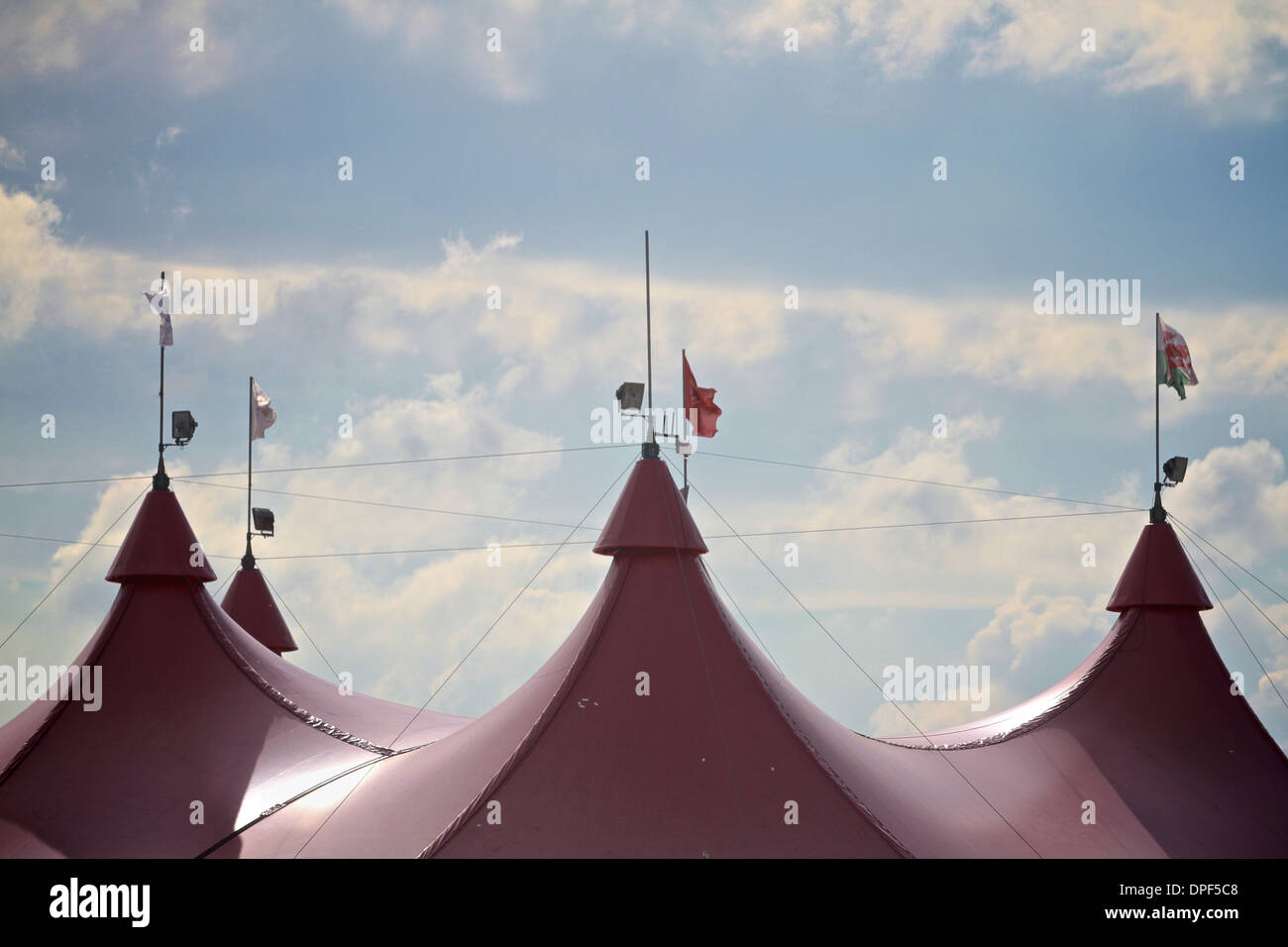 Der Pavillon des National Eisteddfod of Wales, premier walisische Kulturfestival, De Boer rosa Galaxy Stockfoto