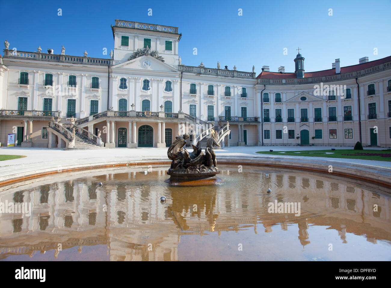 Schloss Esterhazy, Fertod, West-Transdanubien, Ungarn, Europa Stockfoto