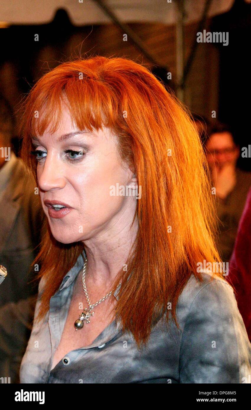 14. September 2006 - New York, New York, US - K49842JBU. Eröffnung des COMIX-COMEDY-CLUB, W. 14. STREET, New York City...   / 2006. (Kredit-Bild: © Judie Burstein/Globe Photos/ZUMAPRESS.com) Stockfoto