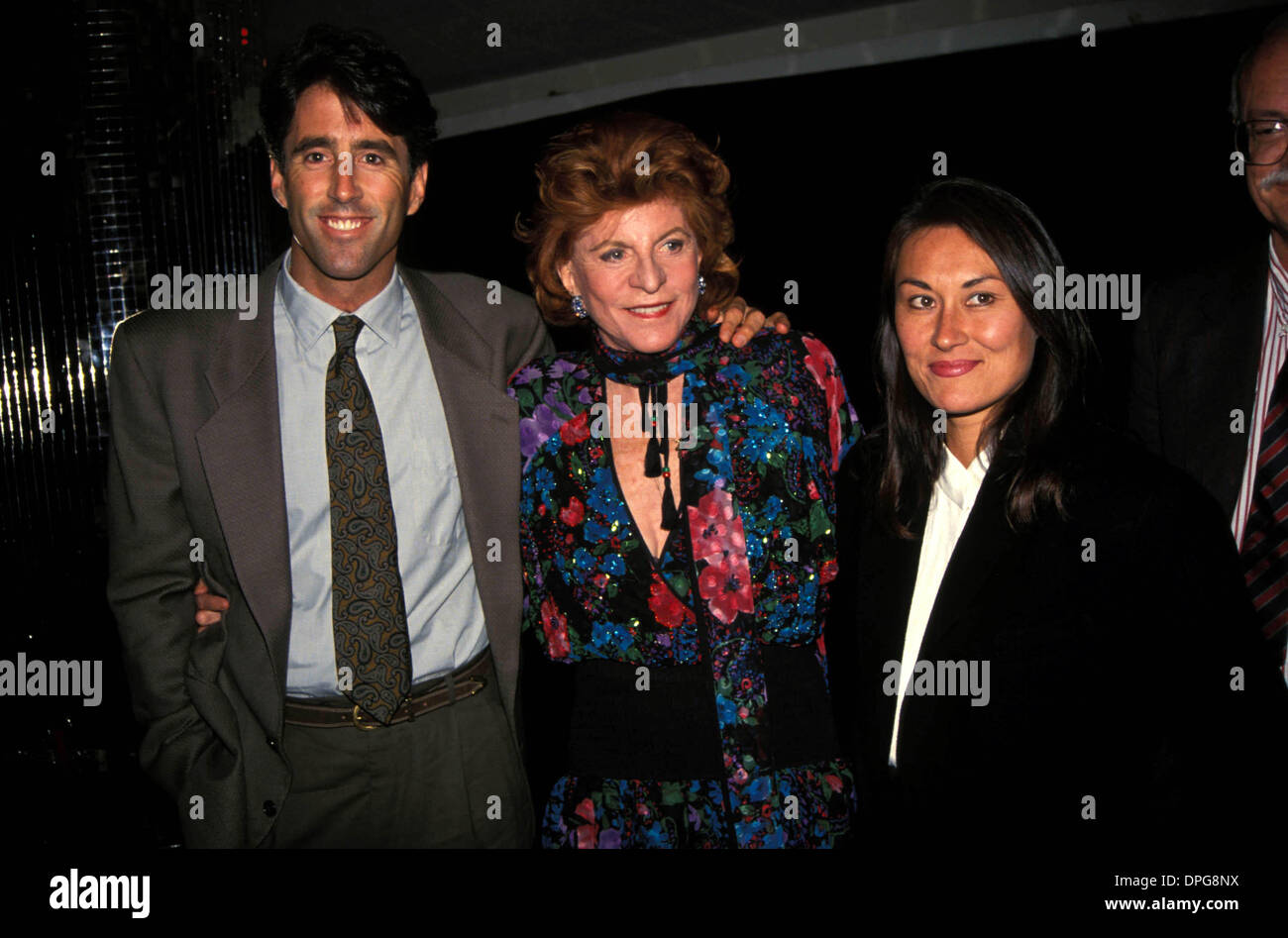 18. September 2006 - New York, New York, USA - PATRICIA KENNEDY LAWFORD mit Sohn CHRISTOPHER LAWFORD und seine Frau JEANNIE. Â ©-PHTOS, INC..   PATKENNEDYLAWFORDRETRO (Kredit-Bild: © Judie Burstein/Globe Photos/ZUMAPRESS.com) Stockfoto