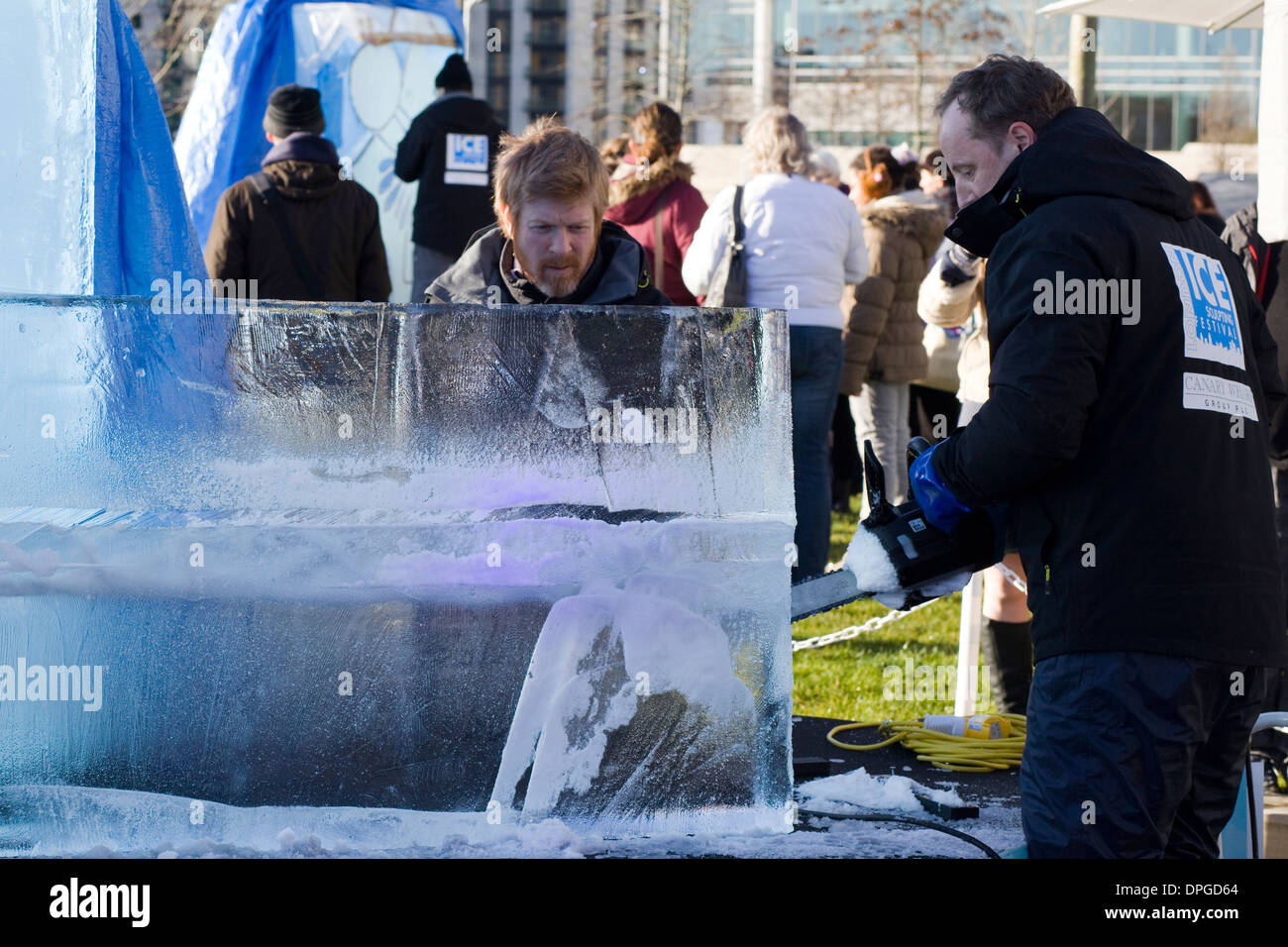 London Ice Sculpting Festival am Canary Wharf "Fabelhafte Mode" Stockfoto