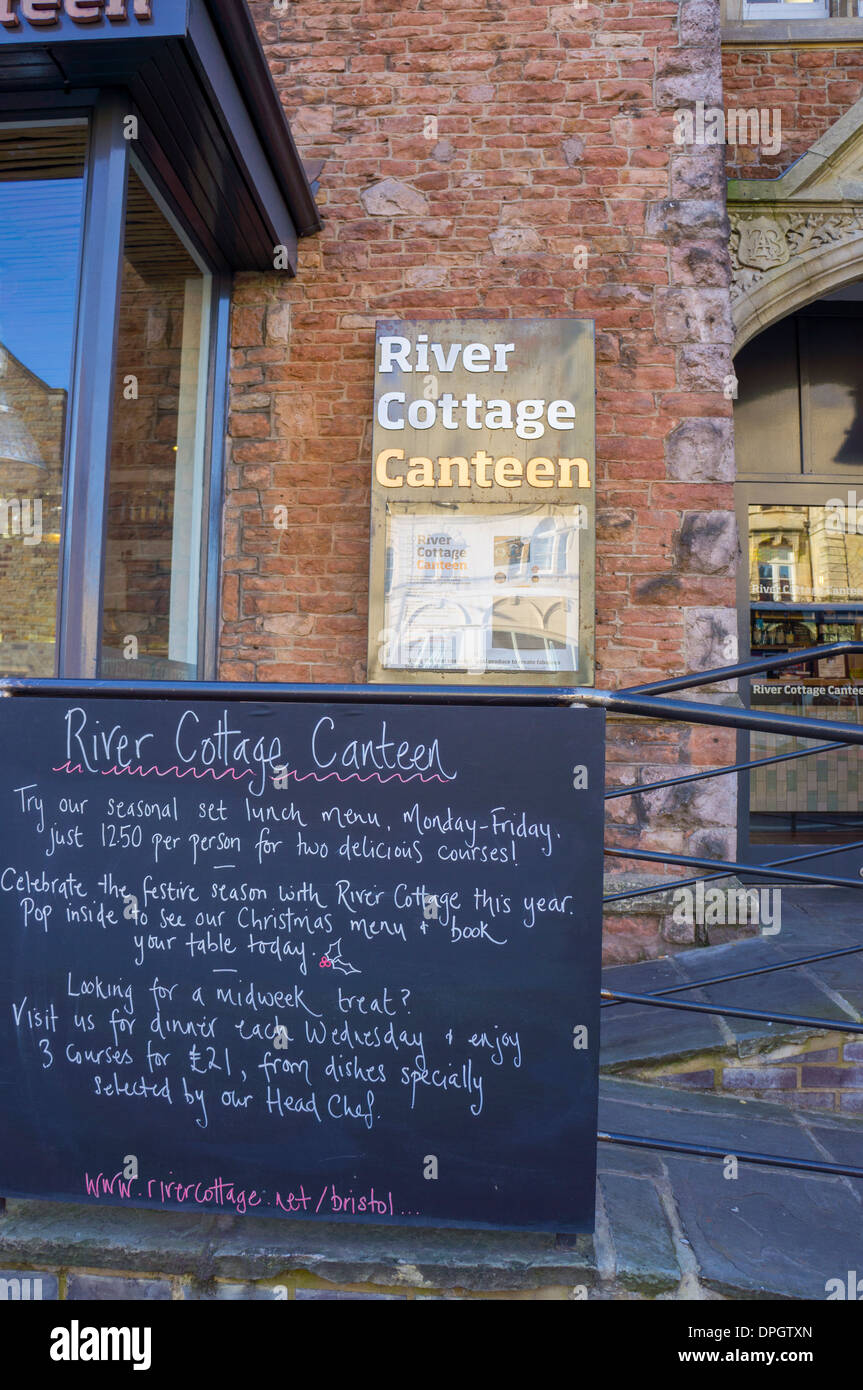 River Cottage Restaurant Bristol City White Damen Straße Stockfoto