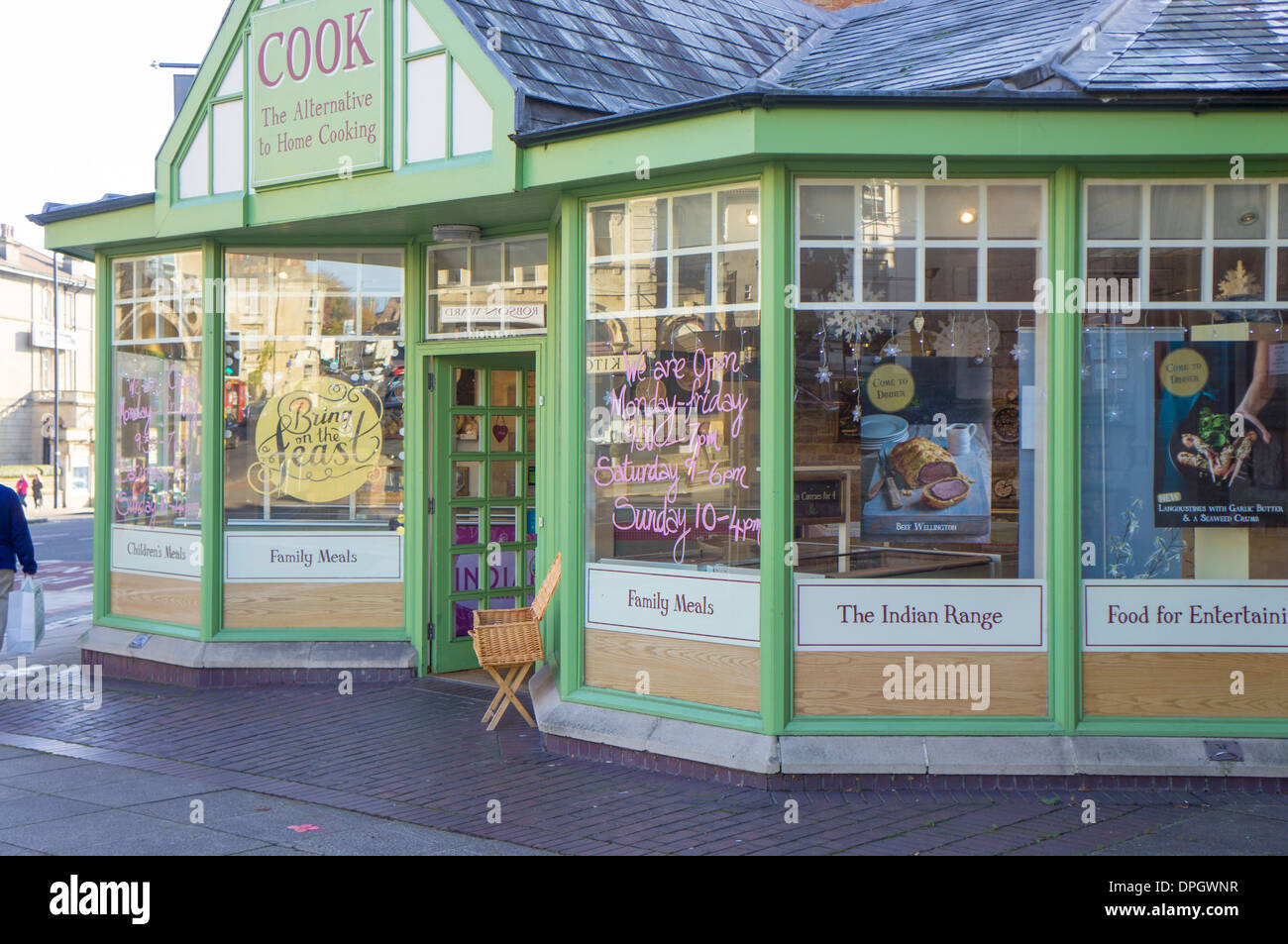 Kochen Sie Shop Bristol City White Damen Straße Stockfoto