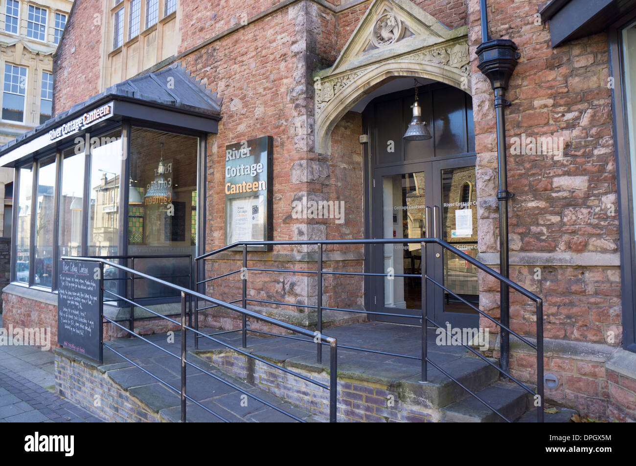 River Cottage Restaurant Bristol City White Damen Straße Stockfoto