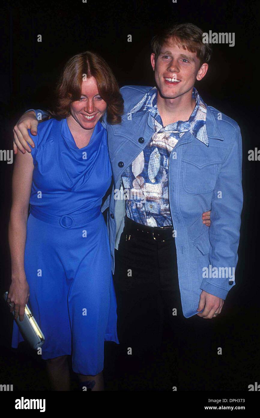 15. Juni 2006 - Hollywood, Kalifornien, US - RON HOWARD mit seiner Frau CHERYL Gasse 1976. # 10112. (Kredit-Bild: © Phil Roach/Globe Photos/ZUMAPRESS.com) Stockfoto