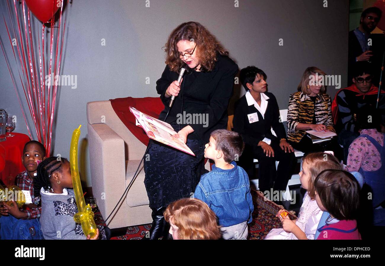 31. Januar 2006 - New York, New York, US - K18015ML. Literacy Kooperationspartner Benefit.Rockefeller Center, neue Yrok Stadt... Wendy Wasserstein.   -2000.WENDYWASSERSTEINRETRO (Kredit-Bild: © Mitchell Levy/Globe Photos/ZUMAPRESS.com) Stockfoto