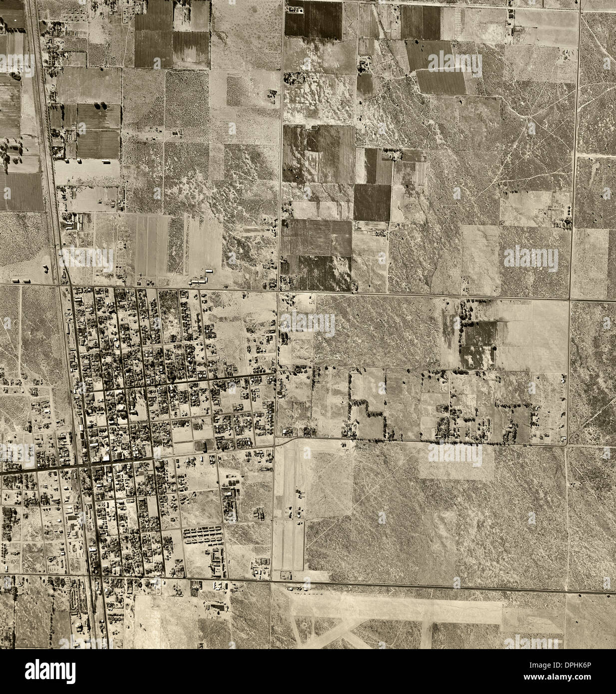 historische Luftaufnahme Lancaster, Los Angeles County, Kalifornien, 1948 Stockfoto