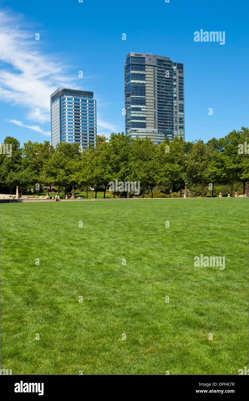 Sommernachmittag in Downtown Park, Bellevue, Washington, USA Stockfoto
