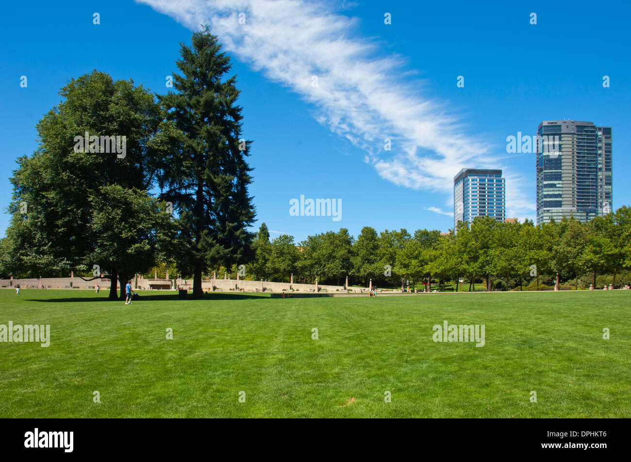 Sommernachmittag in Downtown Park, Bellevue, Washington, USA Stockfoto