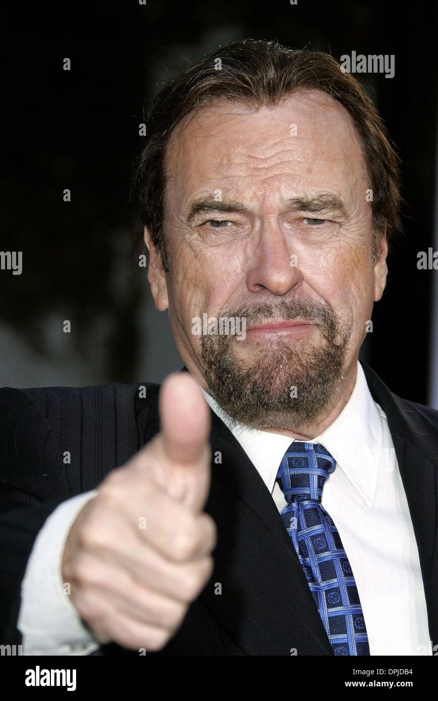 27. Dezember 2005 - Hollywood, LOS ANGELES, USA - RIP TORN. SCHAUSPIELER. YOURS, MINE & UNSERE, WELTPREMIERE. CINERAMA DOME, HOLLYWOOD, LOS ANGELES, USA.20-Nov.-05.LAP61147.CREDIT:-K46303 (Kredit-Bild: © Globe Photos/ZUMAPRESS.com) Stockfoto