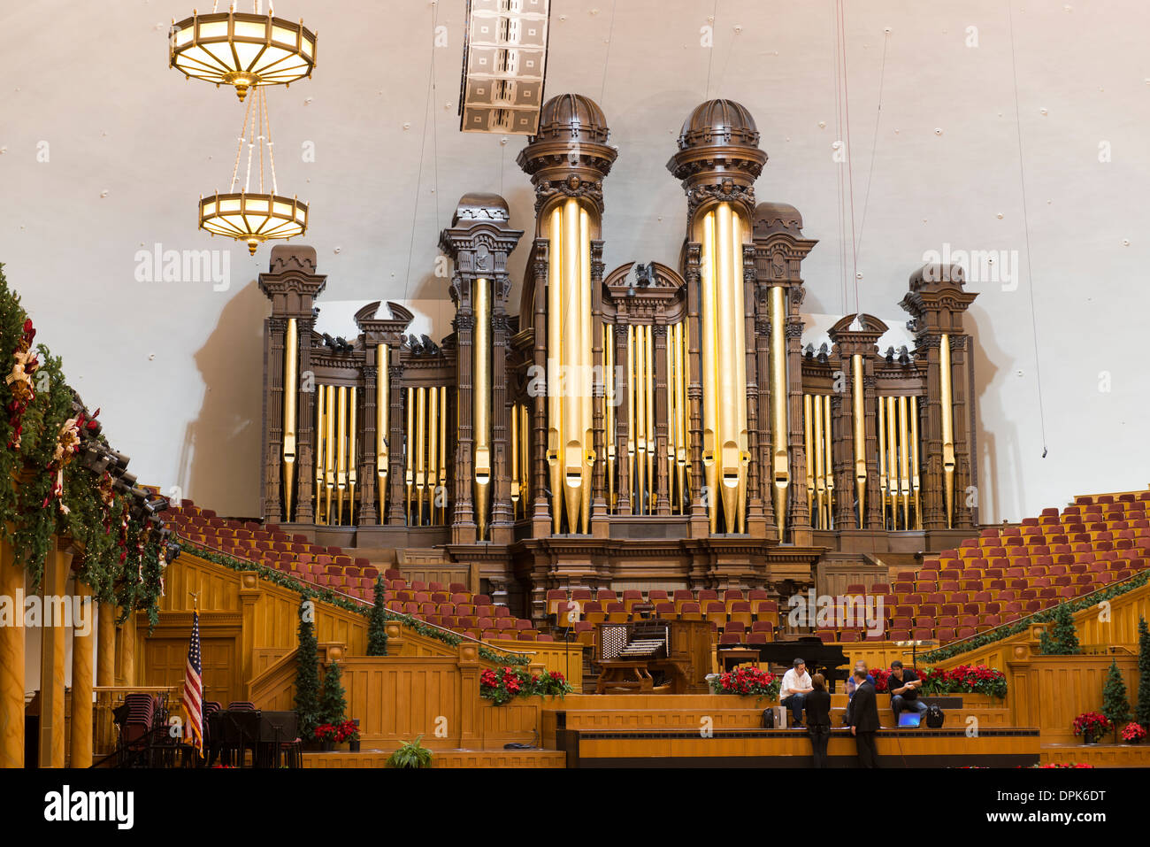 Innenraum des Tabernakels in Temple Square zeigt die Pfeifenorgel, Salt Lake City. Stockfoto