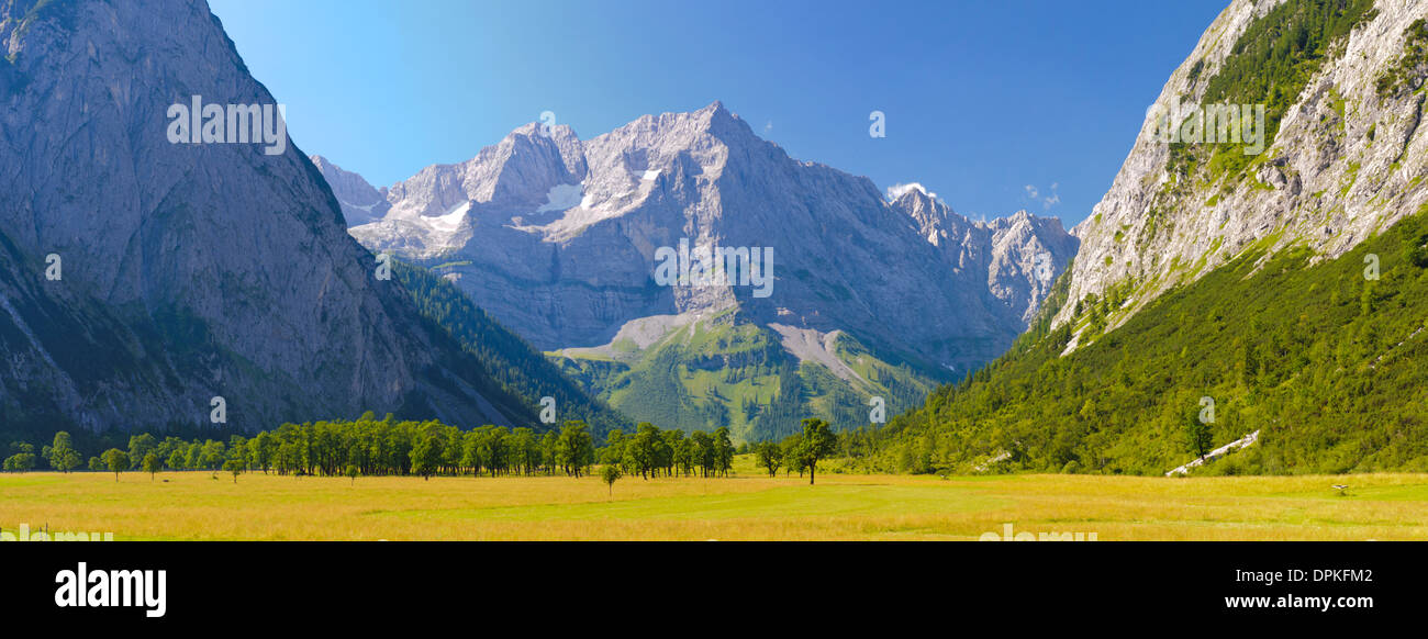 Panorama-Landschaft in Österreich am Alpen Berge benannt großen Ahornboden im Karwendel Stockfoto