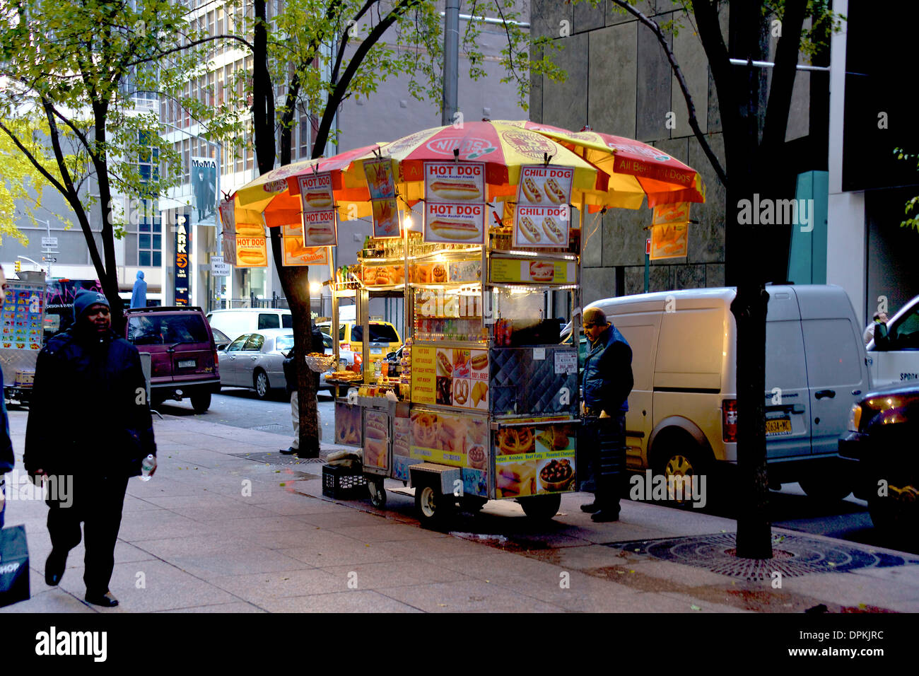 Hot Dog Wagen In Manhattan New York City Ny Vereinigte Staaten