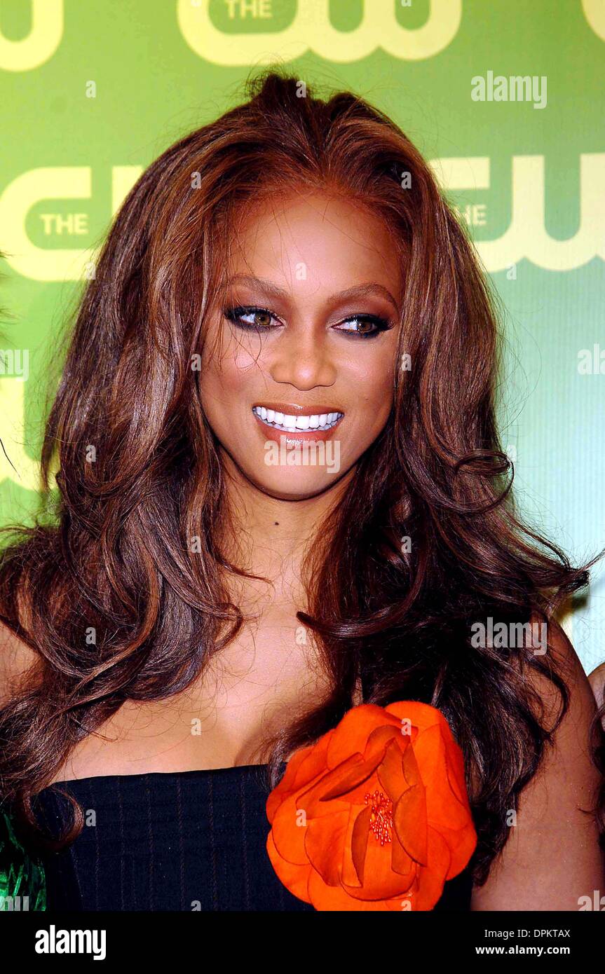 18. Mai 2006 - New York, New York, USA - K47934AR. Der CW Upfront rot Carpet.Madison Square Garden, New York... 18.05.2006. ANDREA RENAULT / 2006. (Kredit-Bild: © Globe Photos/ZUMAPRESS.com) Stockfoto