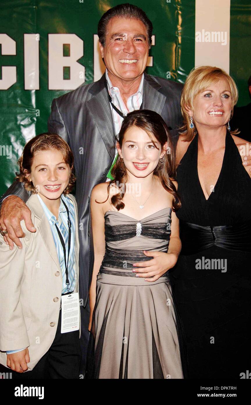 24. August 2006 - hat New York, New York, USA - unbesiegbar von Walt Disney Productions am 23. August 2006 seine Weltpremiere im Ziegfeld Theater in Manhattan...  Andrea Renault / K49367AR (Kredit-Bild: © Globe Photos/ZUMAPRESS.com) Stockfoto