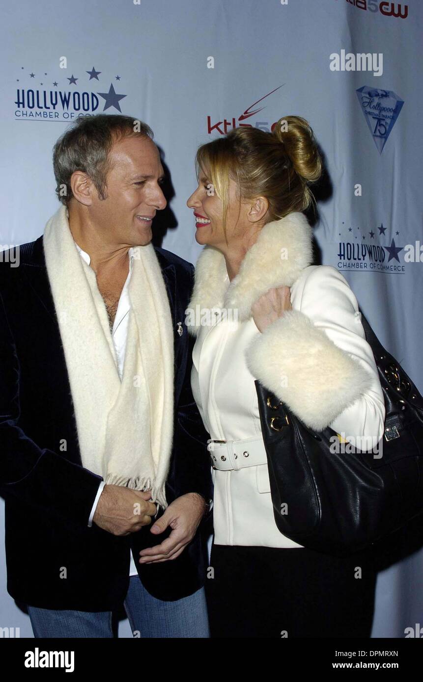 26. November 2006 - statt das 75th Annual Hollywood Christmas Parade am 26. November 2006, in Los Angeles... Germana-2006.Michael Michael Bolton und Nicolette Sheridan.K50891MGE(Credit Image: © Globe Photos/ZUMAPRESS.com) Stockfoto