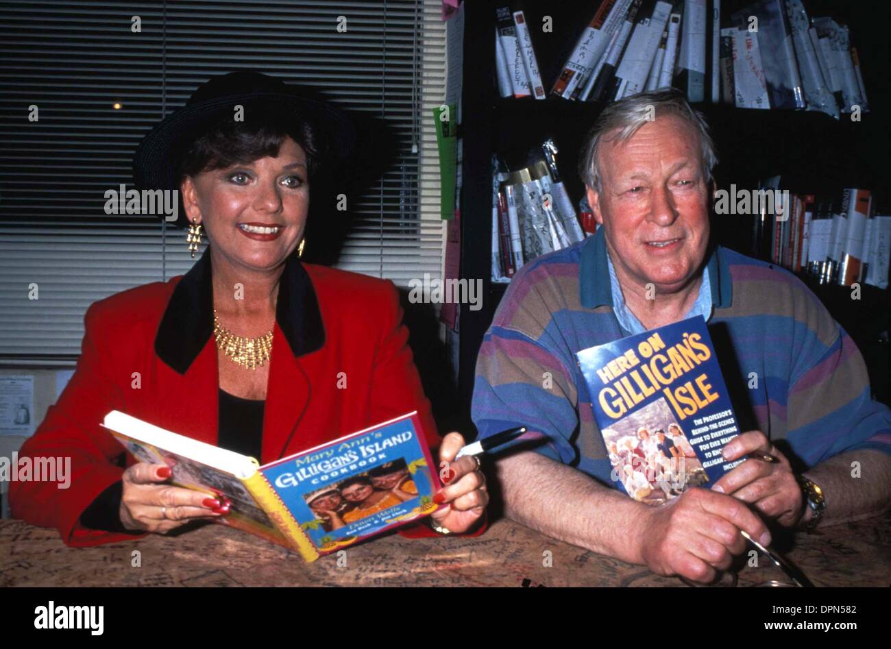 13. April 2006 - L7134MF. DAWN WELLS RUSSELL JOHNSON 1993. MICHAEL FERGUSON - PHOTOS(Credit Image: © Globe Photos/ZUMAPRESS.com) Stockfoto