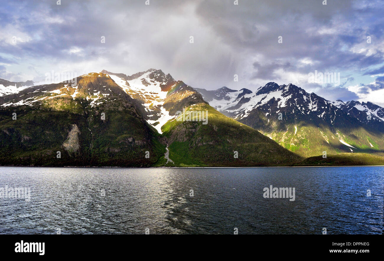 Blick auf das Meer von Grundstücken in Juneau, Alaska Stockfoto